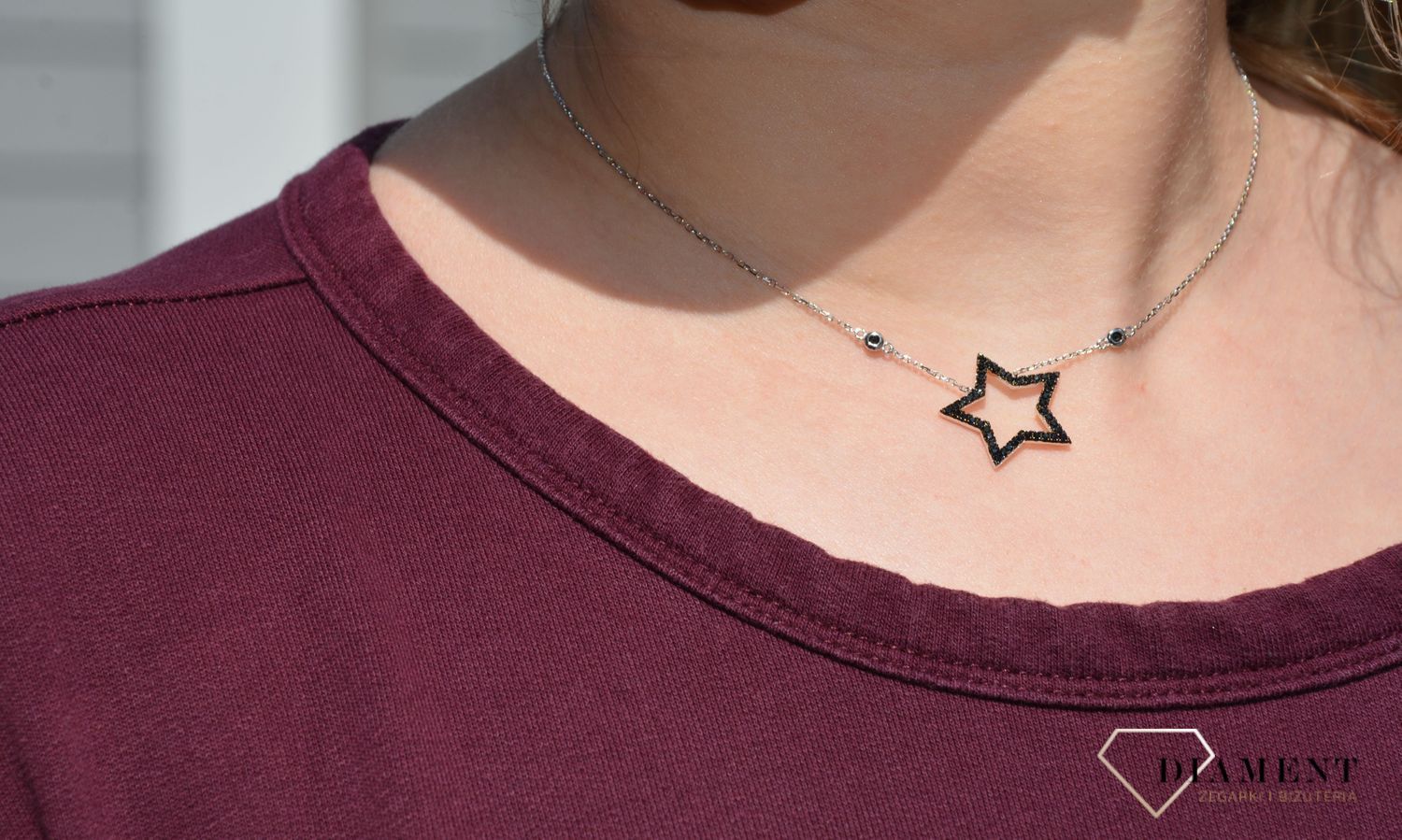 Celebrytka srebrna gwiazdka z czarną cyrkonią Dall'Acqua N YB 251 070..jpg